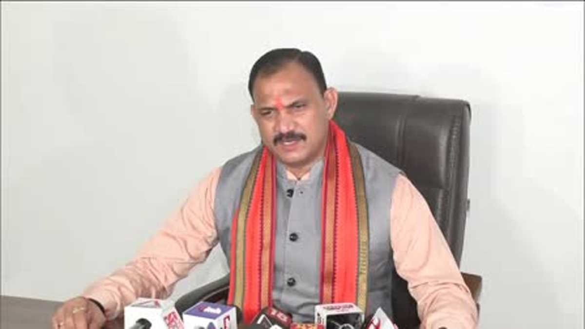 शहबाज शरीफ की धमकियों पर जायसवाल का तंज, कहा- उन्हें भारत पर टिप्पणी करने का कोई अधिकार नहीं